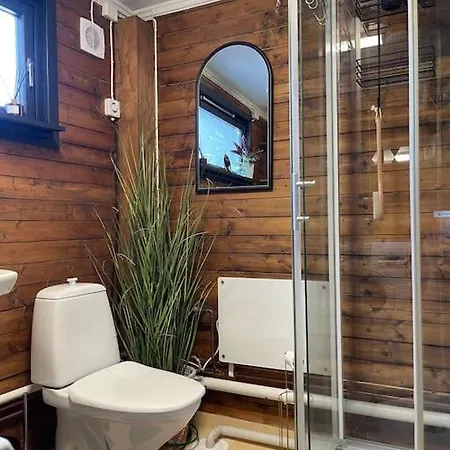 Koselig Gardshus * To (Oppland)