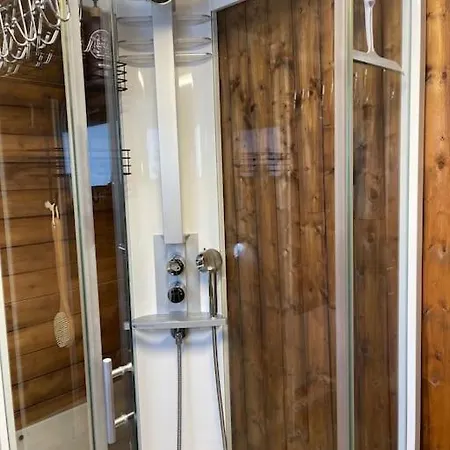 Koselig Gardshus * To (Oppland)