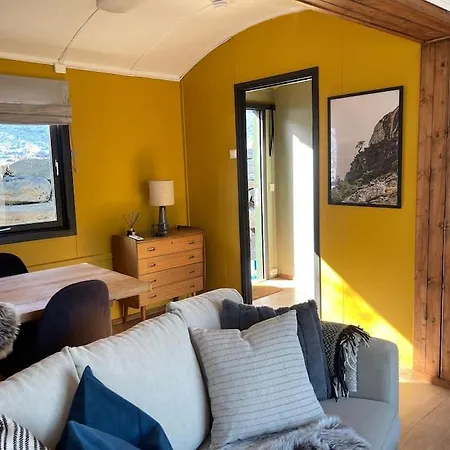 Koselig Gardshus Сasa de vacaciones